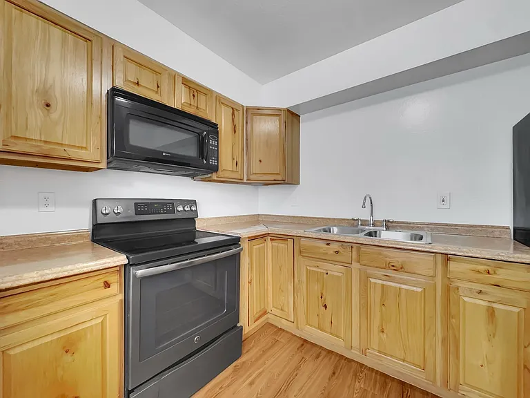 2905 E Monroe St #2 — Photo 7