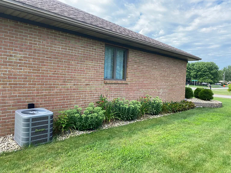 689 Apple Blossom Ln — Photo 73