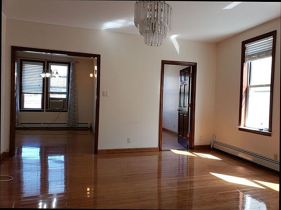 5th image of 2574 46th St #1
