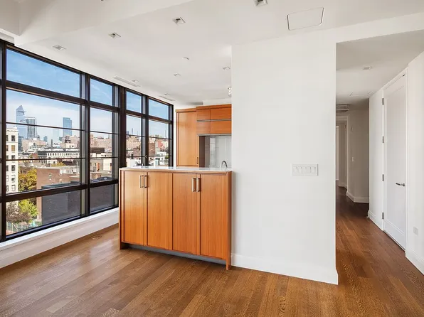 150 Charles St APT 7CN, New York, NY 10014