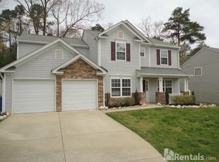 517 Dogwood Creek Pl, Fuquay Varina, NC 27526