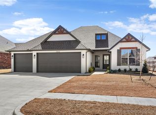 23132 E 106th St S, Broken Arrow, OK 74014