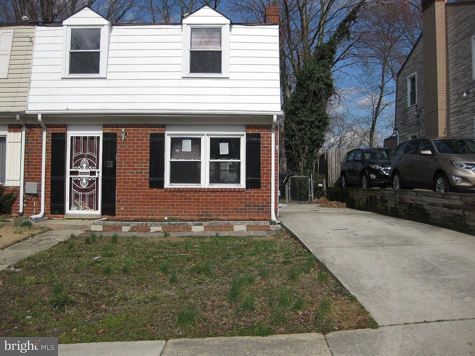 7716 Greymont St photo 1
