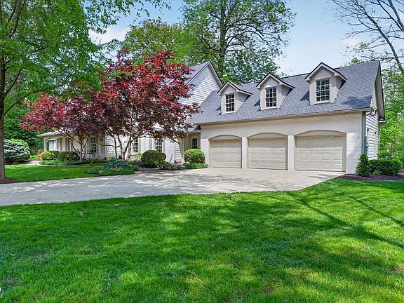 4th image of 60 Wildwood Dr