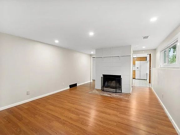 4th image of 22701 57th Ave W Unit B