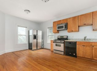 95 Summer St APT 3, Somerville, MA 02143