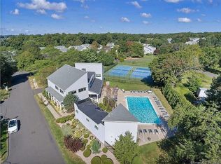76 Turtle Bay Dr, Branford, CT 06405