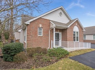 3 Indian Plantation Street, Raritan Twp., NJ 08822