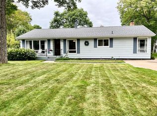 2120 25th Ave S, Escanaba, MI 49829