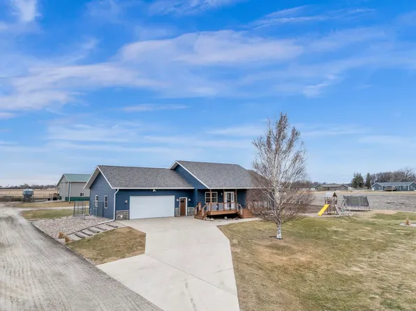 4670 360th St, Emmetsburg, IA 50536