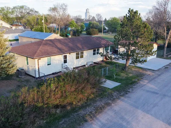 207 N Scott St, Hay Springs, NE 69347