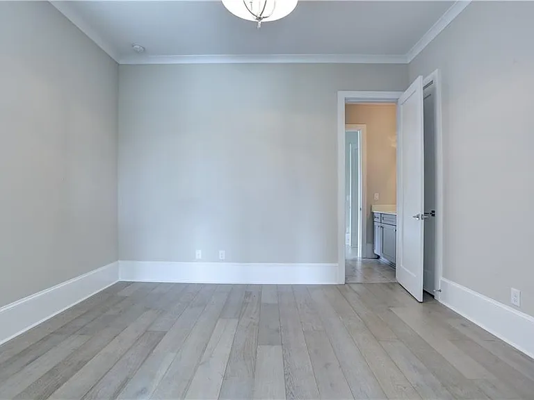 12600 Marstrow Dr #F — Photo 15