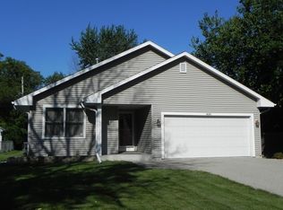4640 Charles St, Racine, WI 53402