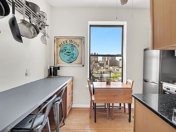 4th image of 102 W 80th St APT 87