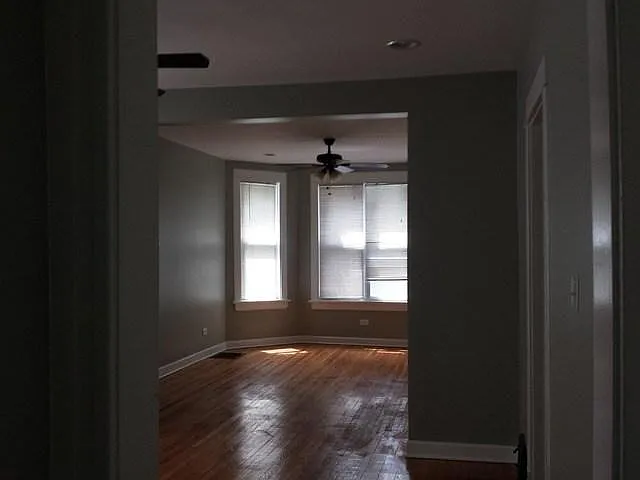 4717 N Artesian Ave #1 — Photo 5