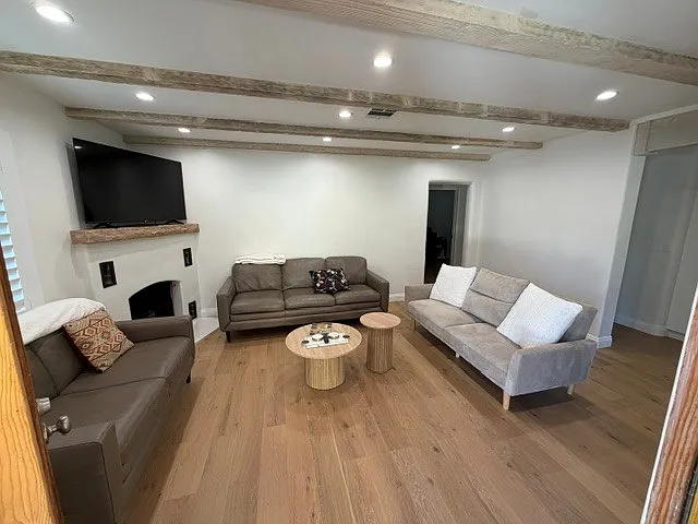 22025 Lopez St — Photo 3