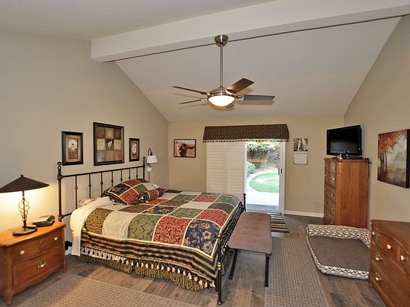 5th image of 10 American River Canyon Dr