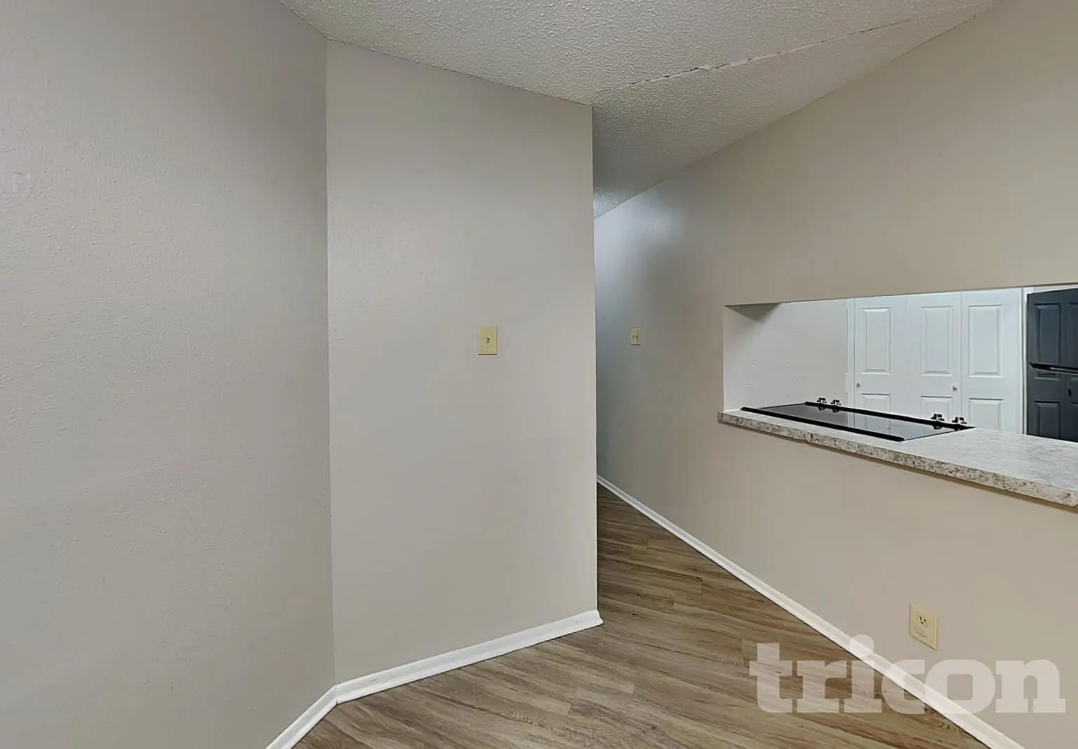 14250 Clover Hl San Antonio TX — Photo 3