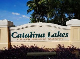 314 Salinas Dr, Palm Beach Gardens, FL 33410