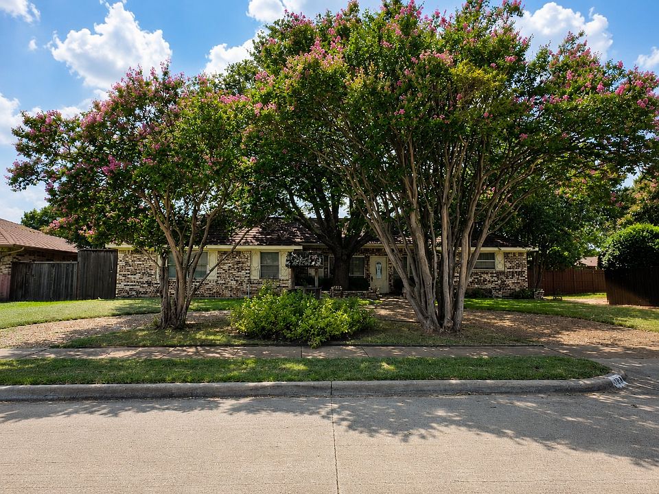 1st image of 604 S Briarcrest Dr