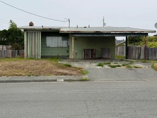 279 W Essex St, Crescent City, CA 95531