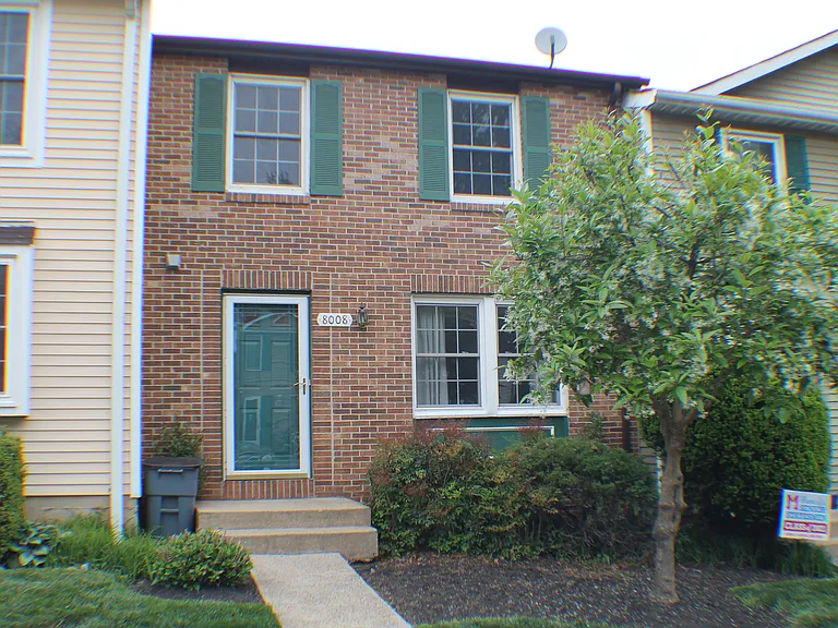 8008 Tyson Oaks Cir — Photo 1