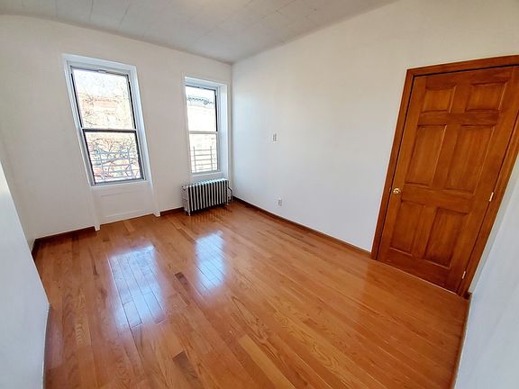 3rd image of 434 41st St APT 2N