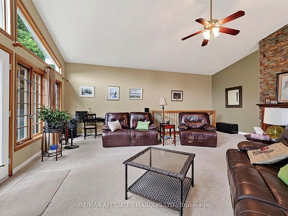 3rd image of 1489 Holy Cross Blvd