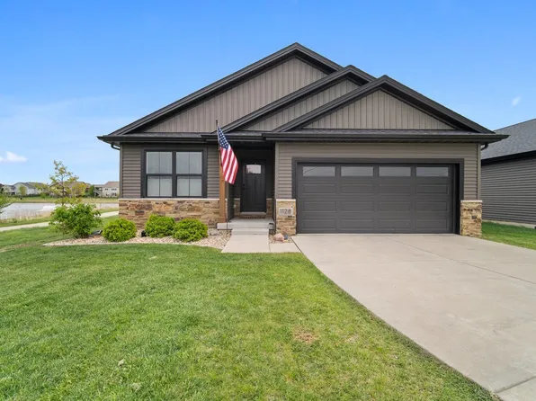 1128 Hershey Rd, Normal, IL 61761