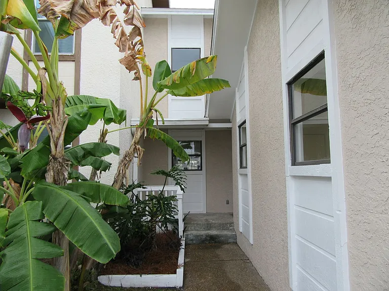 1345 Capri Dr — Photo 28