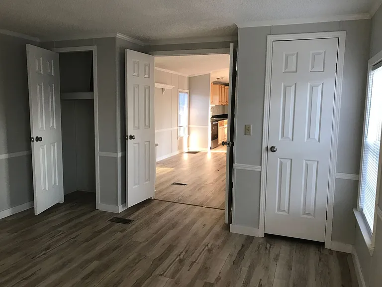 5027 Bullock Ct — Photo 14