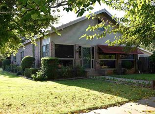 609 N Yosemite St, Iowa Park, TX 76367