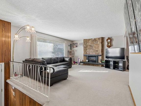 4th image of 5128 S Rundlehorn Dr NE
