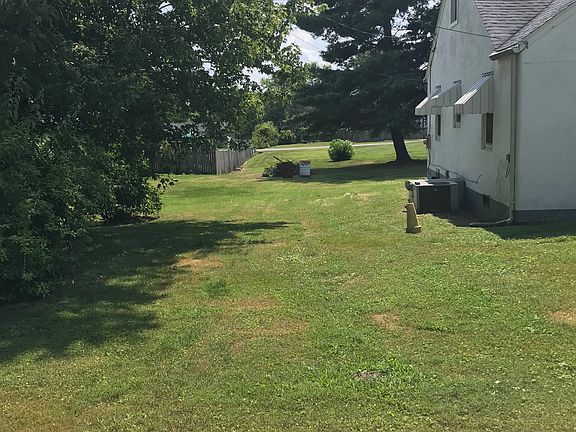3rd image of 1052 Seminole Ave