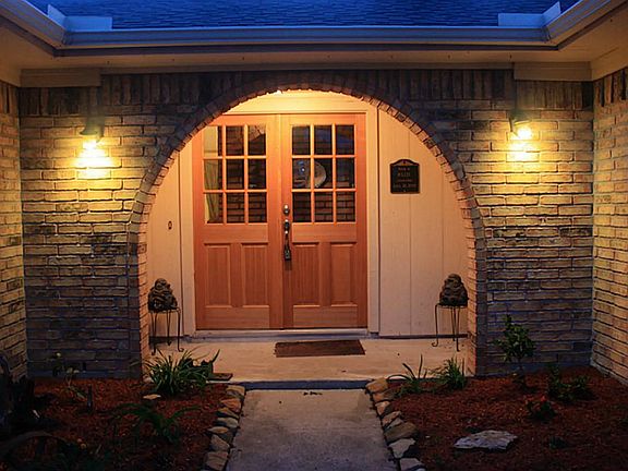 2nd image of 3309 Park Vista Ln