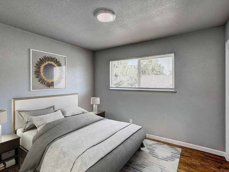 526 S Howes St — Photo 7
