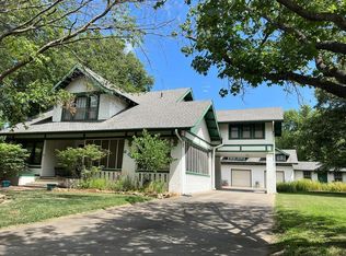 601 E 4th Ave, Caney, KS 67333