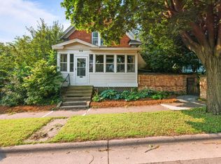 22 George St W, Saint Paul, MN 55107