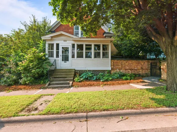 22 George St W, Saint Paul, MN 55107