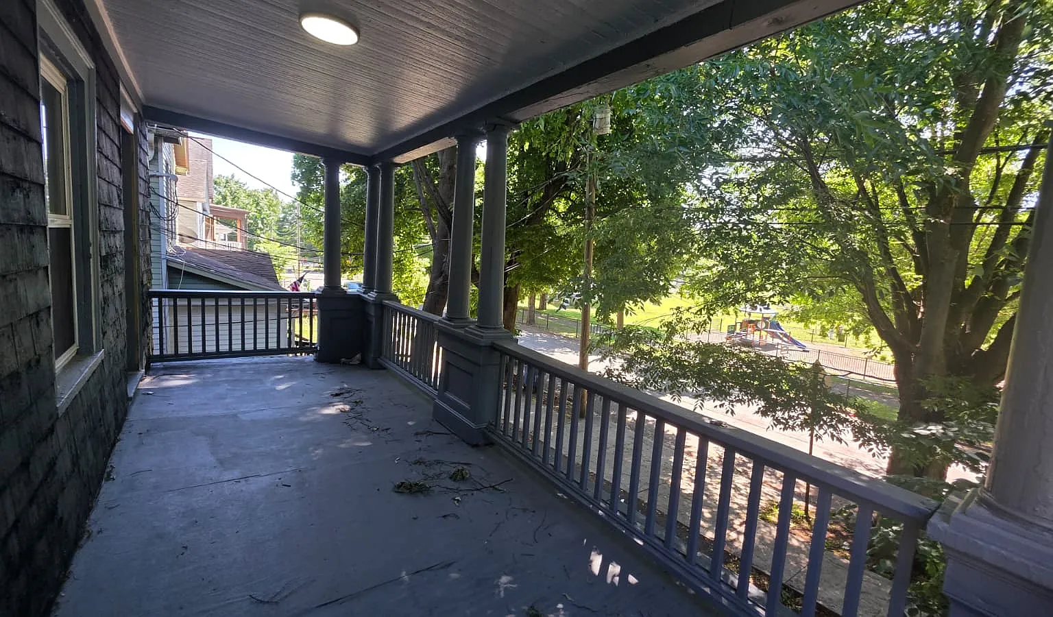 143 County St — Photo 2