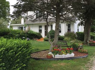 545 Waites Corner Rd, South Kingstown, RI 02892