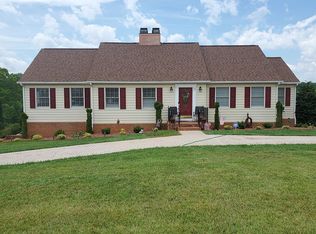 20 Breeden Ct, Hardy, VA 24101