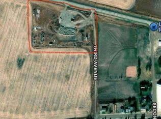 238 3rd Ave, Lomond, AB T0L 1G0