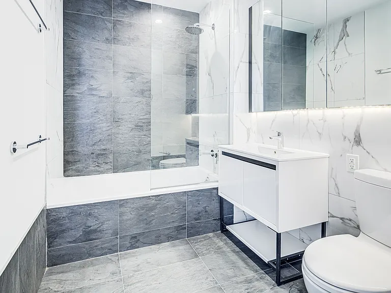 635 4th Ave #11O6 — Photo 4