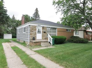 3216 Timber Dr, Lansing, MI 48917