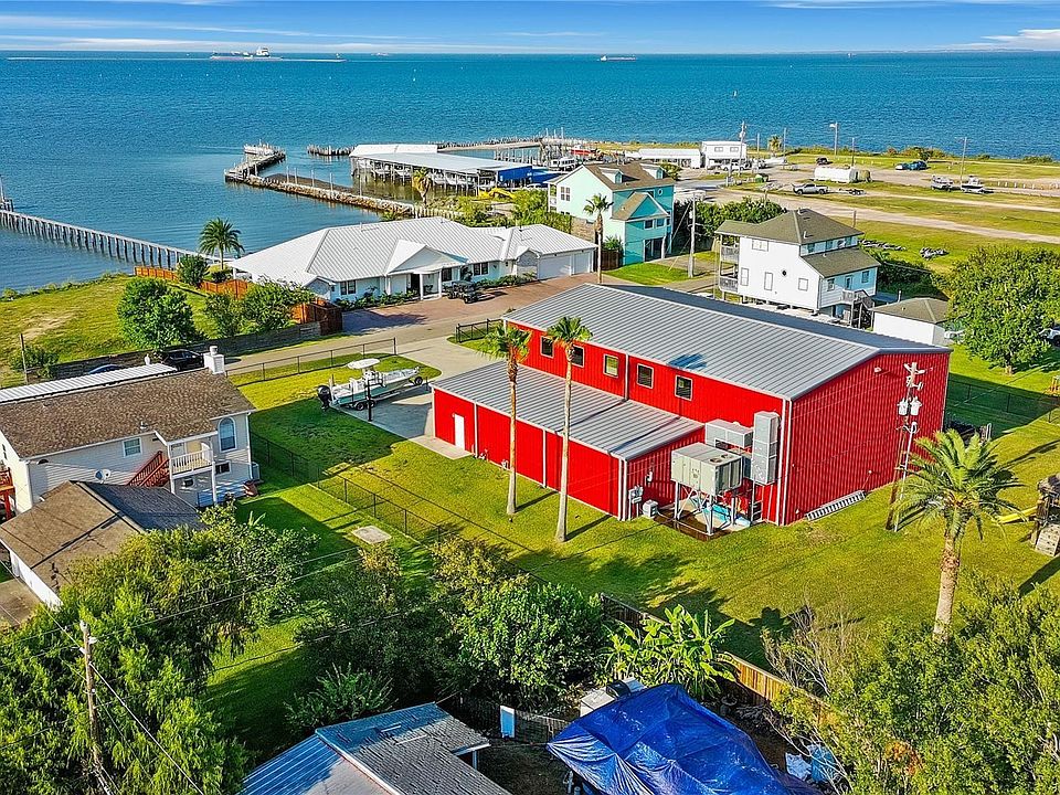 1st image of 211 1/2 Avenue A
