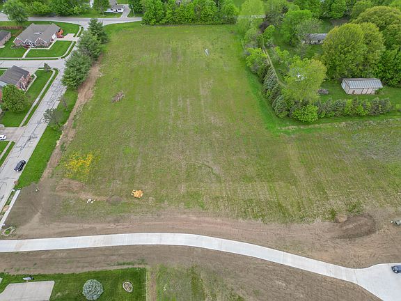 3rd image of 6322 Juliet Dr