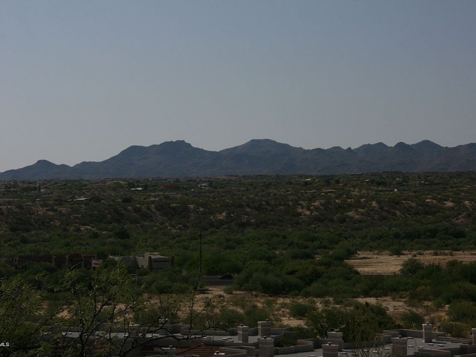 2nd image of 1655 E Buck Ridge Pl