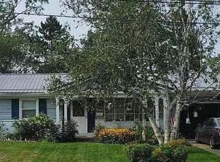 1265 Spruce Tree Ln, Amherst, OH 44001