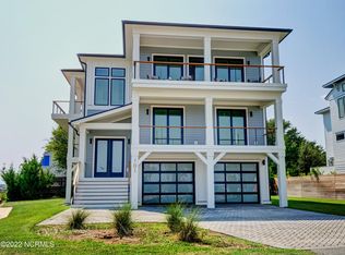 101 Salisbury St W, Wrightsville Beach, NC 28480